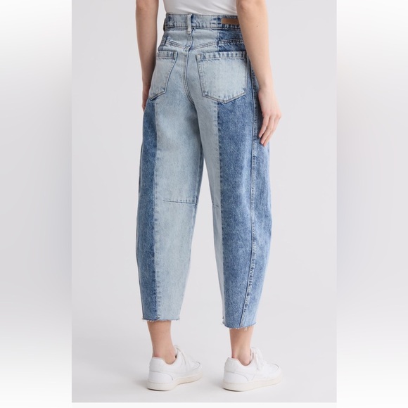 BLANK NYC Fray Hem Barrel Leg Jeans Size 24 Piece By Piece Blue NWT - Picture 2 of 9